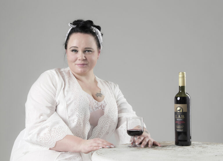 Leena-Maija Lindqvist - A-moment-of-wine